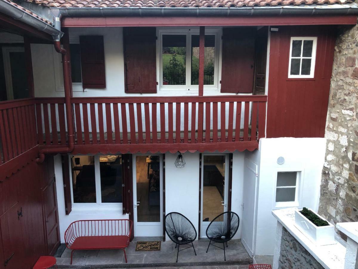 Maison Simonenia Saint-Jean-Pied-de-Port Dış mekan fotoğraf